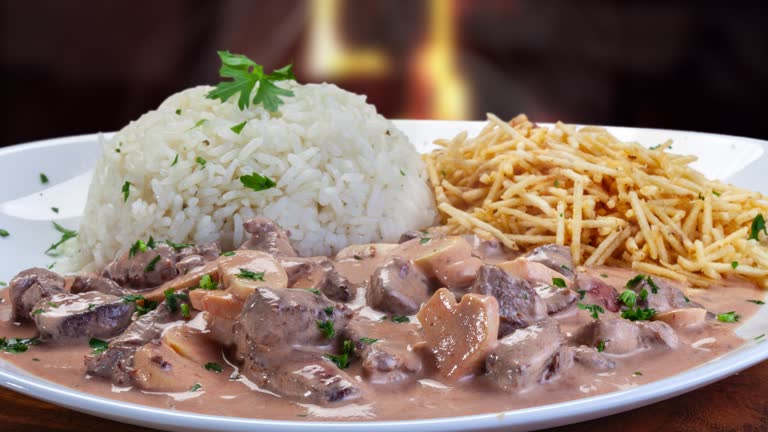 Langue de bœuf sauce crème champignon